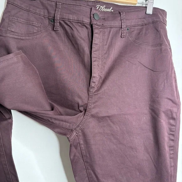 Universal Thread Maroon High Rise Jegging - Picture 10 of 11